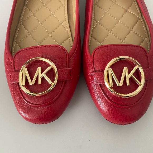 Michael Kors Red Leather MK Logo Loafers, women’s size 7. - Picture 4 of 4